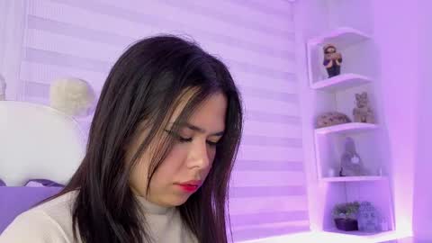 Snapshot of rosse_amyy chatting on 10, 5, 2026 online show from 10, 5, 2026