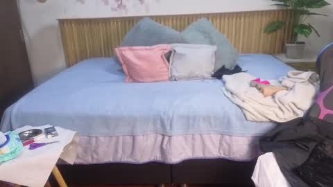 Snapshot of rosse_meyer chatting on 5, 1, 2026 MY NAME IS ROSSE online show from 5, 1, 2026