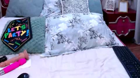 Rosse Cougar  online show from 15, 2, 2026