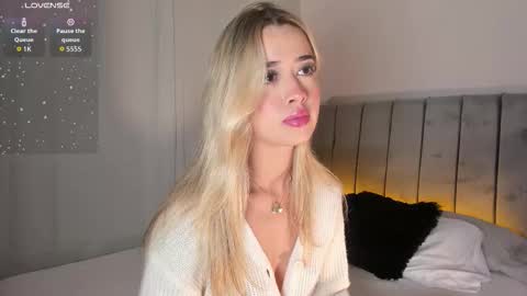 Rosse Daw Independent model  online show from 16, 12, 2025