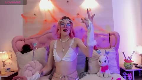 Snapshot of rossiie_hunt_ chatting on 31, 10, 2025 rossiie_hunt_ online show from 31, 10, 2025