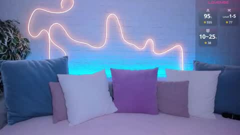 Snapshot of rossy_babe_ chatting on 30, 9, 2025 Rossy online show from 30, 9, 2025