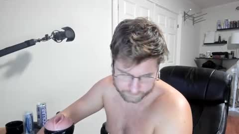 Snapshot of rostungurinn chatting on 14, 12, 2024 Rostungur online show from 14, 12, 2024