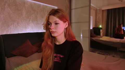 Snapshot of rosy_black_ chatting on 6, 11, 2025 rosy_black_ online show from 6, 11, 2025