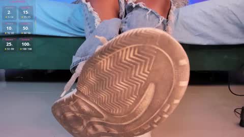 rosyejones online show from 11, 10, 2025