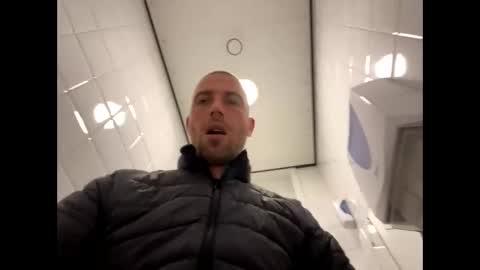 rotteei1 online show from 14, 10, 2025