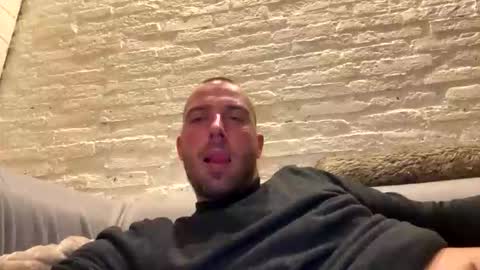 rotteei1 online show from 16, 10, 2025