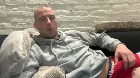 rotteei1 online show from 9, 3, 2026