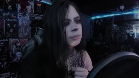 Snapshot of rotten_dreams chatting on 27, 10, 2025 rot online show from 27, 10, 2025