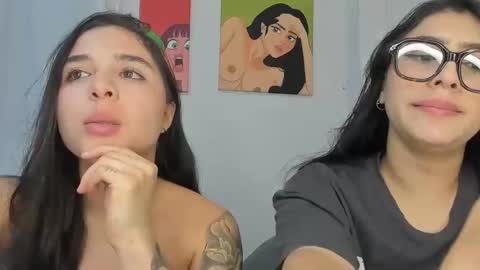 Snapshot of rous_and_sweet chatting on 11, 10, 2025 Rous and Sweet online show from 11, 10, 2025