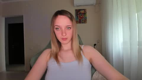 Snapshot of rousereed chatting on 21, 4, 2026 Rouse online show from 21, 4, 2026