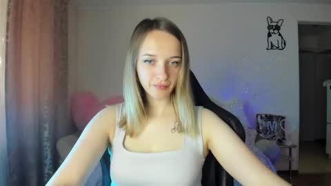 Snapshot of rousereed chatting on 24, 5, 2026 Rouse online show from 24, 5, 2026