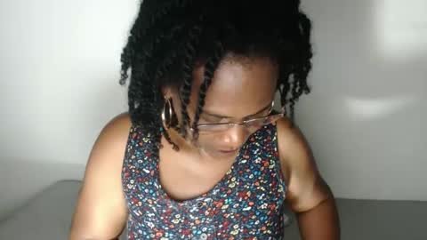 luxa online show from 6, 3, 2025