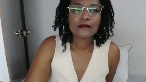 luxa online show from 6, 3, 2025