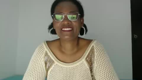 luxa online show from 3, 10, 2025