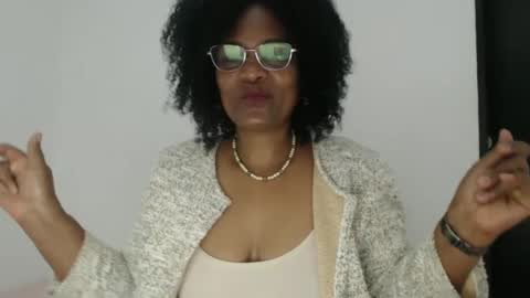 luxa online show from 10, 10, 2025