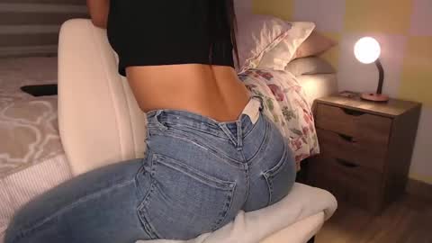 Rouss marie henao  online show from 22, 5, 2026