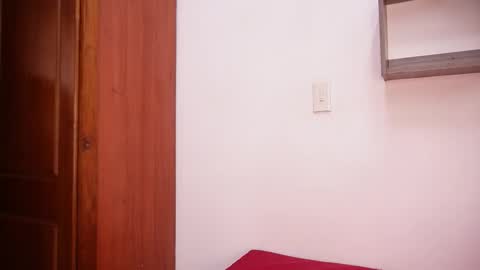 Snapshot of rousse_coup chatting on 10, 9, 2025 Rosse and Miller online show from 10, 9, 2025