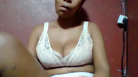 rovaelyah online show from 17, 2, 2026