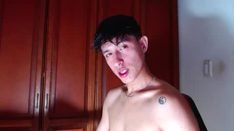 rowanboy23 online show from 16, 9, 2025