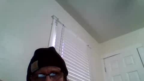 Snapshot of rowley2018 chatting on 15, 11, 2025 rowley2018 online show from 15, 11, 2025