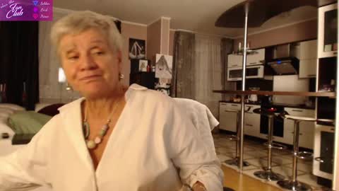 Snapshot of roxana_brooks chatting on 11, 12, 2024 Roxana online show from 11, 12, 2024