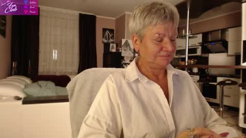 Snapshot of roxana_brooks chatting on 15, 12, 2024 Roxana online show from 15, 12, 2024