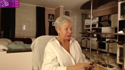 Snapshot of roxana_brooks chatting on 15, 12, 2024 Roxana online show from 15, 12, 2024