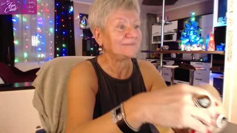 Snapshot of roxana_brooks chatting on 31, 12, 2024 Roxana online show from 31, 12, 2024