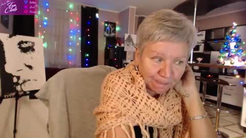 Snapshot of roxana_brooks chatting on 7, 1, 2025 Roxana online show from 7, 1, 2025