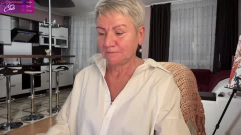 Snapshot of roxana_brooks chatting on 21, 1, 2025 Roxana online show from 21, 1, 2025