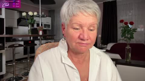 Snapshot of roxana_brooks chatting on 3, 2, 2025 Roxana online show from 3, 2, 2025