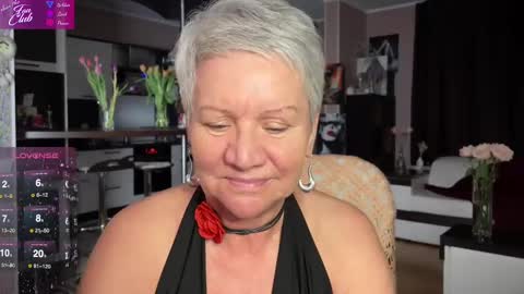Snapshot of roxana_brooks chatting on 10, 3, 2025 Roxana online show from 10, 3, 2025