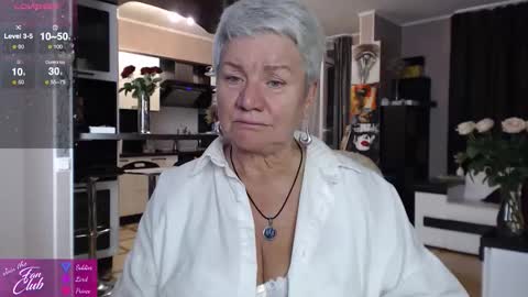 Snapshot of roxana_brooks chatting on 28, 9, 2025 Roxana online show from 28, 9, 2025