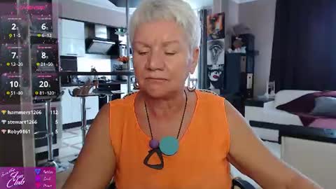 Snapshot of roxana_brooks chatting on 18, 6, 2026 Roxana online show from 18, 6, 2026