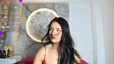 Snapshot of roxanaborns chatting on 6, 11, 2025 roxanaborns online show from 6, 11, 2025