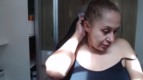 Roxana online show from 7, 1, 2025