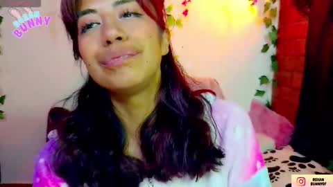 Snapshot of roxanbunny chatting on 28, 11, 2025 roxxy online show from 28, 11, 2025