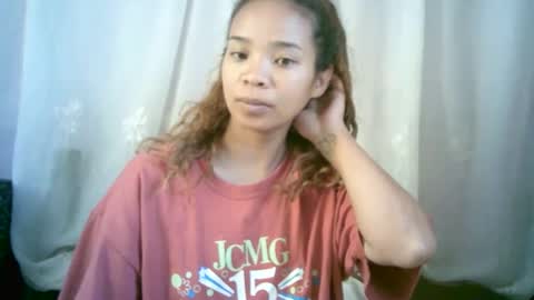 roxanne_98 online show from 17, 1, 2025