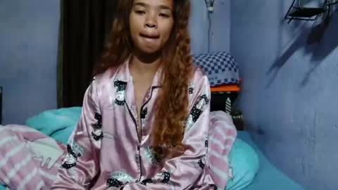 roxanne_98 online show from 11, 7, 2026