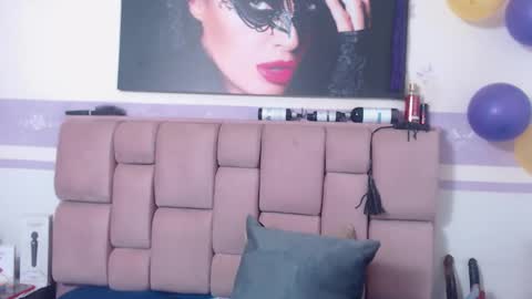 RoxetteMature online show from 11, 10, 2025