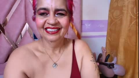 Snapshot of roxettemature chatting on 23, 5, 2026 RoxetteMature online show from 23, 5, 2026