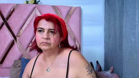 Snapshot of roxettemature chatting on 31, 5, 2026 RoxetteMature online show from 31, 5, 2026