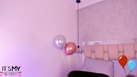 Roxie  online show from 11, 1, 2025