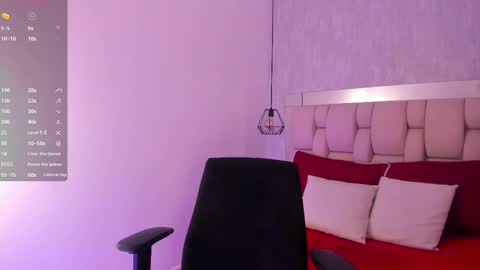 Roxie  online show from 4, 3, 2025