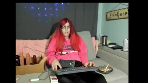 roxihazeleyes online show from 13, 2, 2025