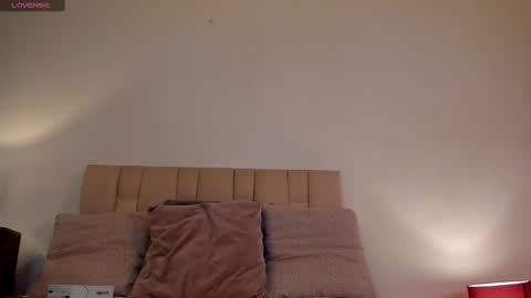 Roxxy online show from 8, 3, 2025