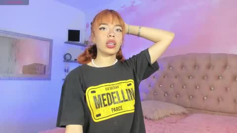 Snapshot of roxy_jones_ chatting on 9, 2, 2025 roxy_jones_ online show from 9, 2, 2025