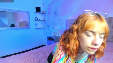 Snapshot of roxy_jones_ chatting on 14, 2, 2025 roxy_jones_ online show from 14, 2, 2025