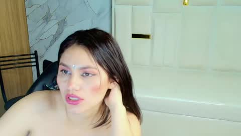 Roxy online show from 15, 4, 2026